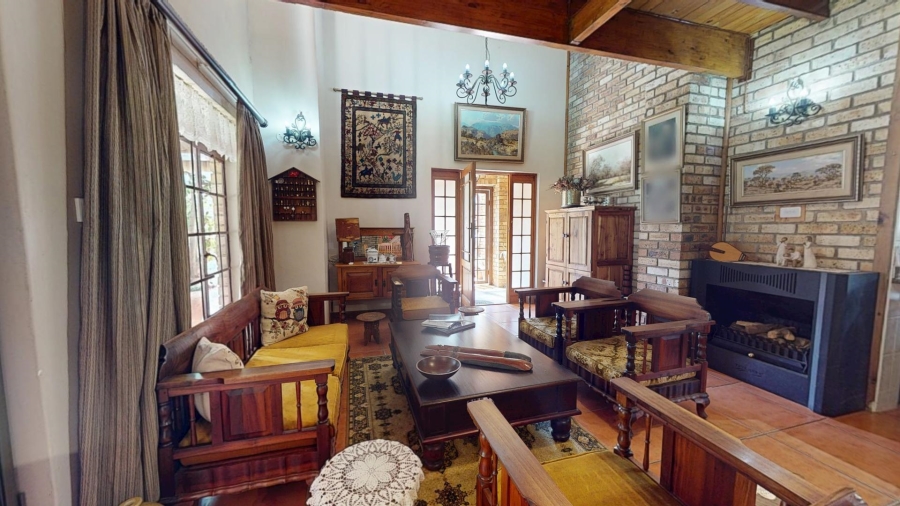 5 Bedroom Property for Sale in Mooivallei Park North West
